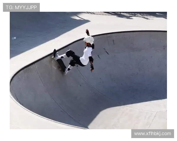 重庆滑板队在极限运动会中的灵活性表现令人惊艳展现出非凡的技巧与团队默契